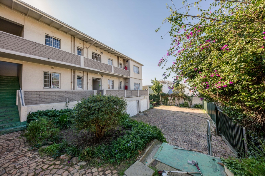 To Let 2 Bedroom Property for Rent in Rondebosch Western Cape